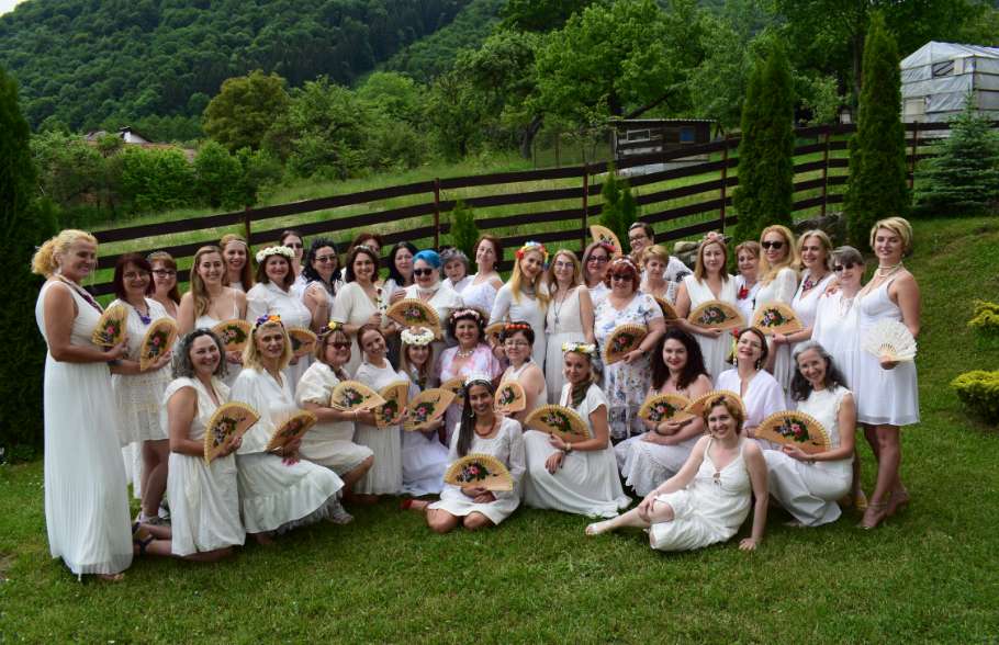 Tabăra de Feminitate cu Simona Simion